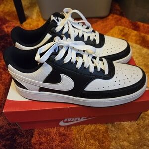 Nike Court Vision Lo Woman's Black and White Sneakers